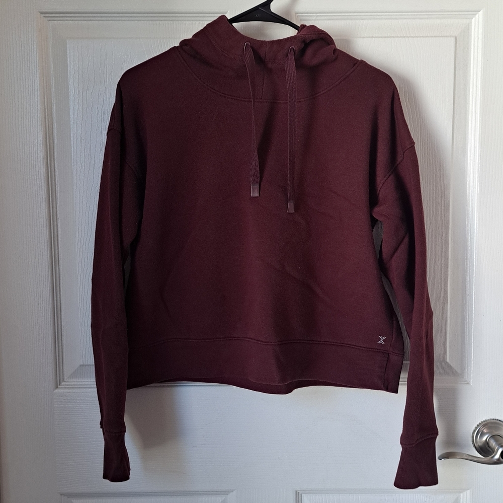 Cropped athletic sweatshirt